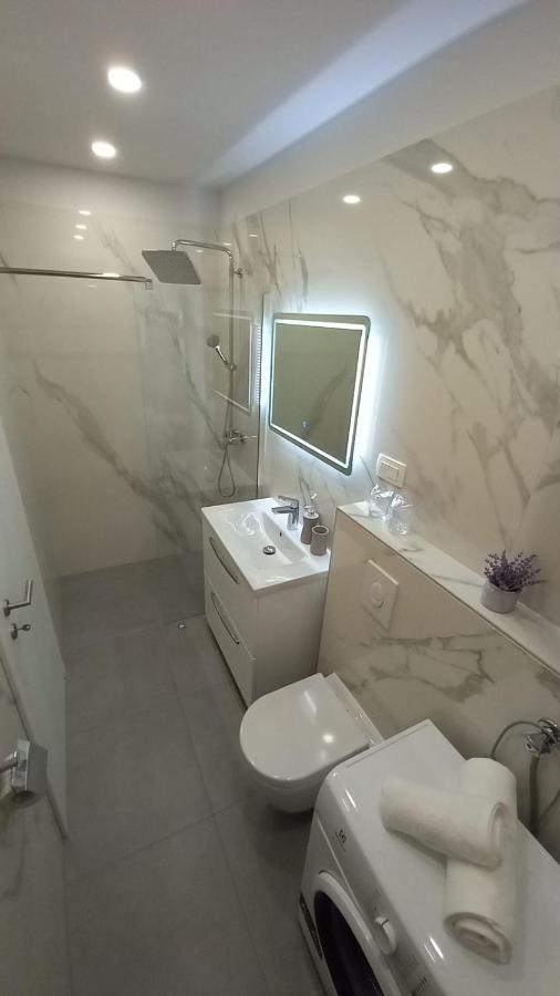 Lux Apartman Antonija Makarska Exteriör bild